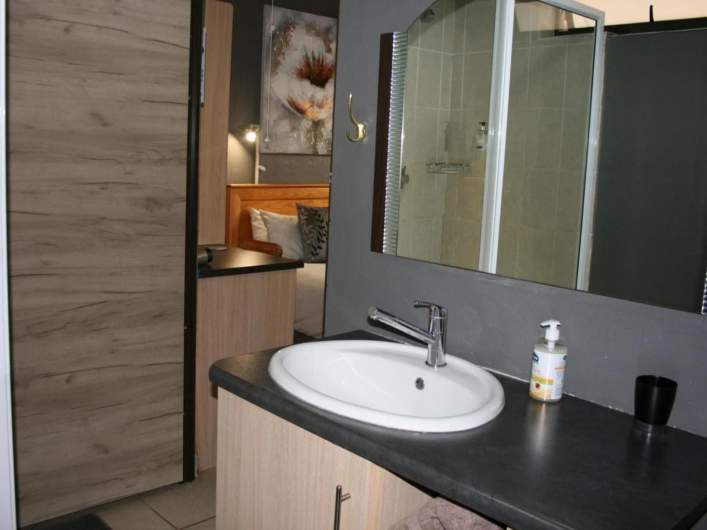 La Belle Guesthouse Parys Rum bild